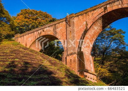 （群馬縣）臼井三橋·眼鏡橋秋天 66483521