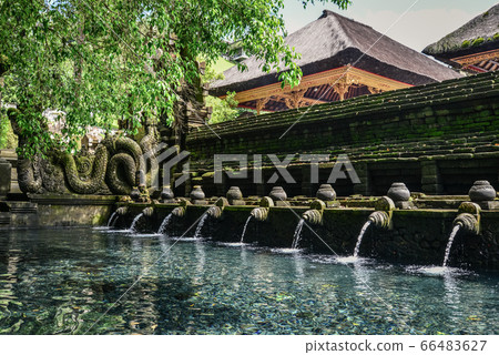 Pura Tirta Empul Temple 66483627