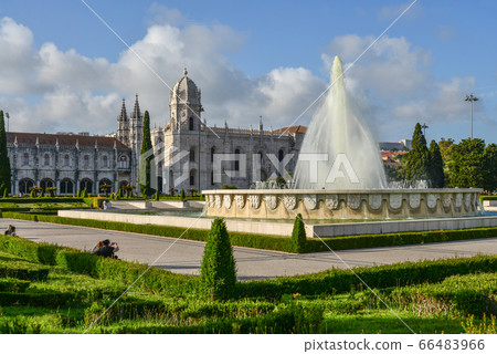 Empire Square (Praca do Imperio in Portuguese) 66483966