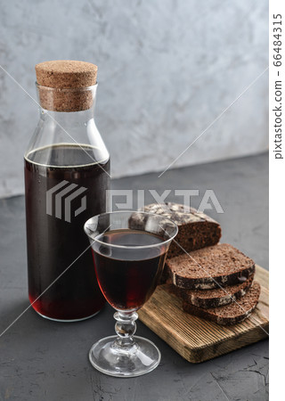 Traditional Russian drink kvass Traditional Russian drink kvass 66484315