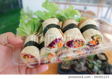 bread roll, rolls or vegetable roll bread roll, rolls or vegetable roll 66485225