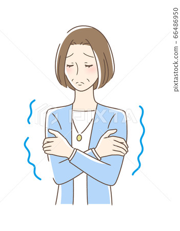 一個感覺冷顫抖的女人 一個感覺冷顫抖的女人 66486950