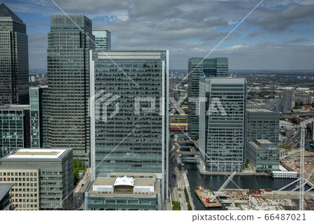 Caanary wharf buildings in london 66487021