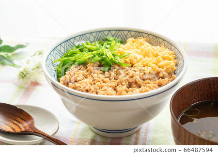 Chicken minced bowl Chicken minced bowl 66487594