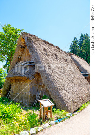 Primitive Gassho style "Saburo" (former Iwamoto family) Primitive Gassho style "Saburo" (former Iwamoto family) 66492282