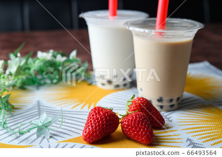Tapioca milk tea Tapioca milk tea 66493564