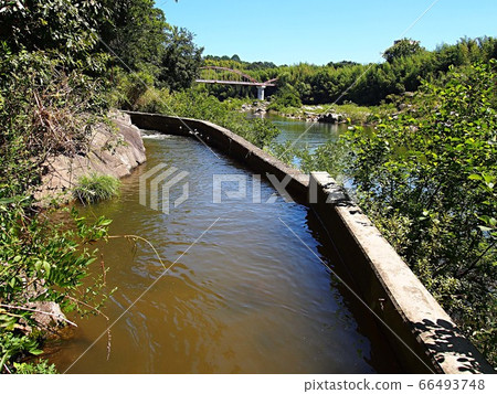 越堂水壩魚道 越堂水壩魚道 66493748