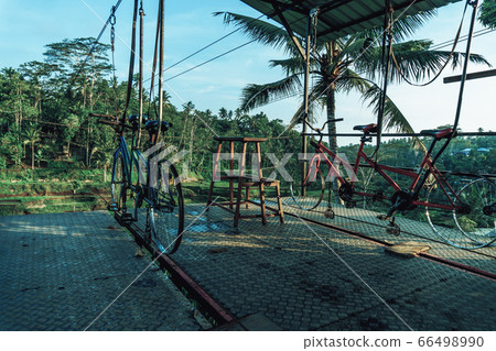 Photo of a structure for cycling a tightrope Photo of a structure for cycling a tightrope 66498990