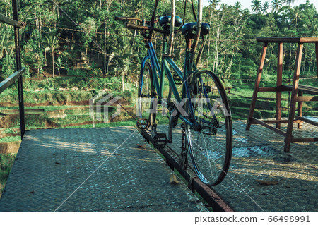 Photo of a structure for cycling a tightrope Photo of a structure for cycling a tightrope 66498991