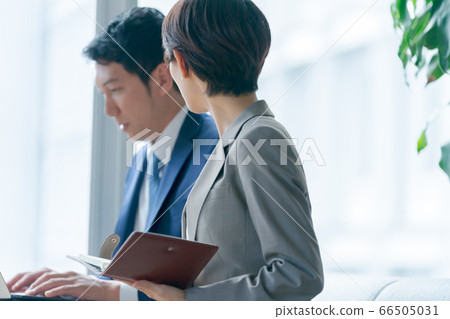事業女性 商務女性 商界女性 66505031