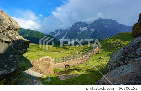 Landscape of Sonamarg valley, Srinagar, India 66506152