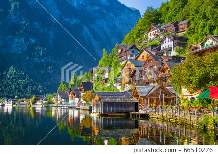 Hallstatt at sunrise in summer, Salzkammergut, Austria 66510276