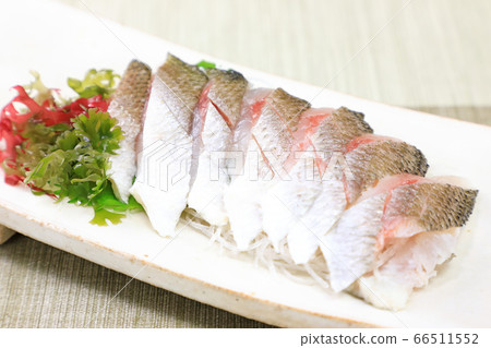 Delicious red barracuda sashimi Delicious red barracuda sashimi 66511552