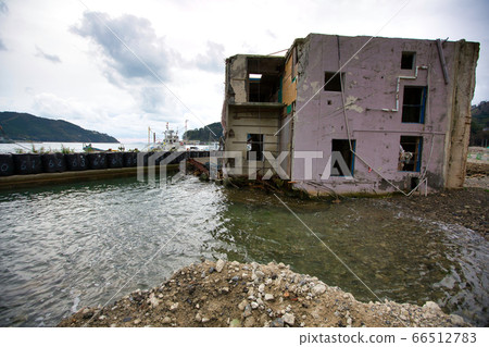 Building collapsed by tsunami Building collapsed by tsunami 66512783