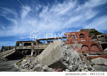 Nagasaki Gunkanjima (Hashima) buildings and blue sky Nagasaki Gunkanjima (Hashima) buildings and blue sky 66513118
