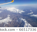 雲層上方飛翔的感覺 66517336