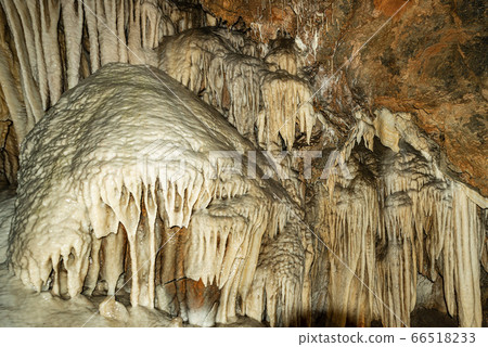 Cave with Stalactites and stalagmites in Tuscany Italy Cave with Stalactites and stalagmites in Tuscany Italy 66518233