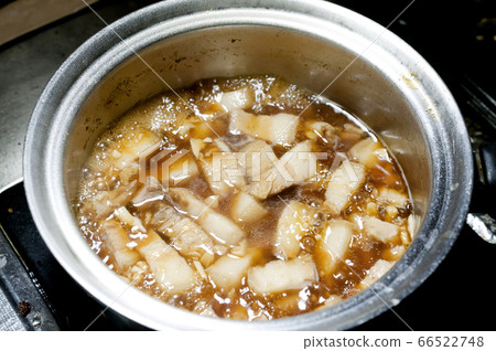 Under roux rice cooking Under roux rice cooking 66522748