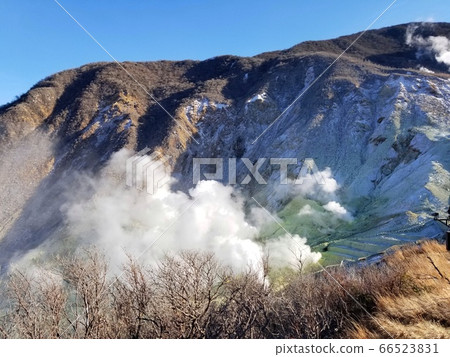 發出白煙的箱根大涌谷 66523831