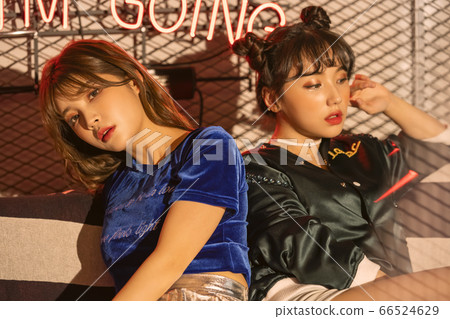 Lifestyle, Women, Party, K-POP, K-BEAUTY 66524629