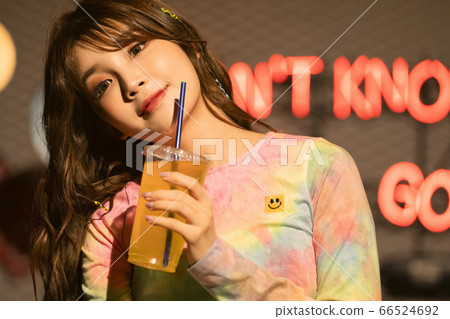 Lifestyle, Women, Party, K-POP, K-BEAUTY 66524692