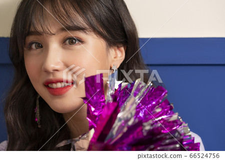 Lifestyle,woman,cheerleader 66524756