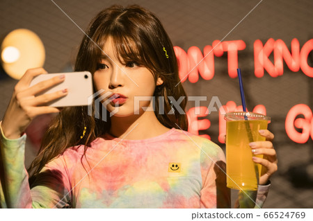 生活方式，婦女，派對，K-POP，K-BEAUTY 66524769