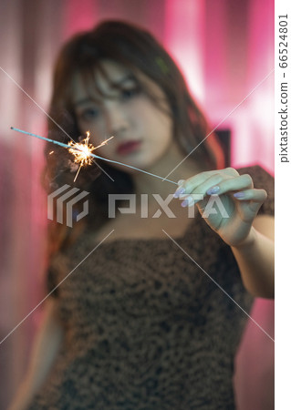 Lifestyle, Women, Party, K-POP, K-BEAUTY Lifestyle, Women, Party, K-POP, K-BEAUTY 66524801