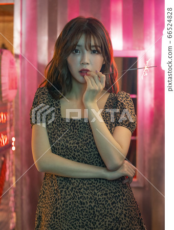 Lifestyle, Women, Party, K-POP, K-BEAUTY 66524828