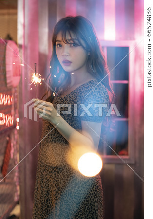 Lifestyle, Women, Party, K-POP, K-BEAUTY Lifestyle, Women, Party, K-POP, K-BEAUTY 66524836