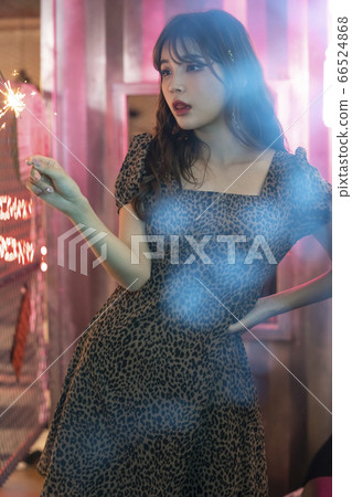 Lifestyle, Women, Party, K-POP, K-BEAUTY Lifestyle, Women, Party, K-POP, K-BEAUTY 66524868