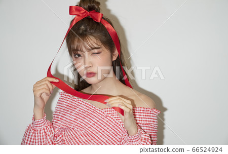 Beauty,woman,trend 66524924