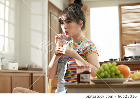 生活方式，女人，廚房 66525010