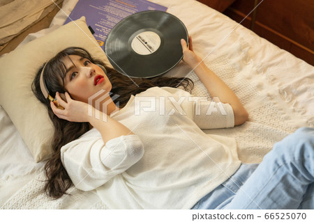 Lifestyle, woman, weekend 66525070