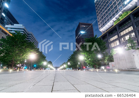 東京車站的夜晚 66526404