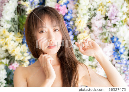 美麗的女人 66527473