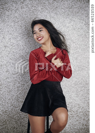 Attractive Asian Woman Portrait Attractive Asian Woman Portrait 66528589