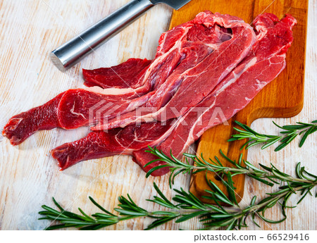 Raw beef fillets Raw beef fillets 66529416