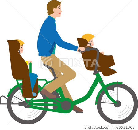 一位父親在電動自行車上運行著兩個孩子 66531303