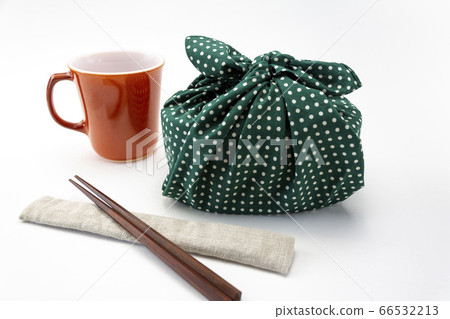 Bento and mug 66532213