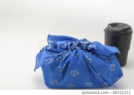 Lunch box and tumbler Lunch box and tumbler 66532221