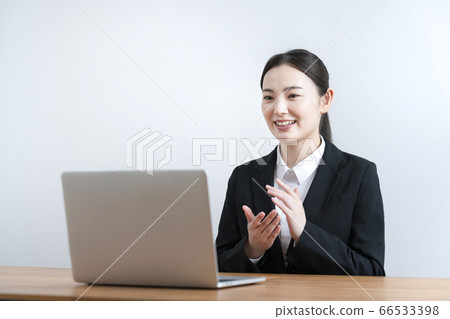 在線面試的形象 在線面試的形象 66533398