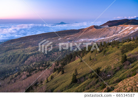 《群馬縣》 Shibutoge黎明時的國道最高點 《群馬縣》 Shibutoge黎明時的國道最高點 66534587