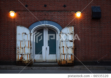 日落時的紅磚倉庫 日落時的紅磚倉庫 66535120