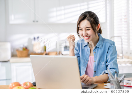Asian woman work at home 66537899