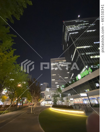 Osaka station building scenery 66538341
