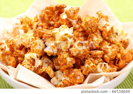 Caramel-flavored popcorn sweet smell 66538689