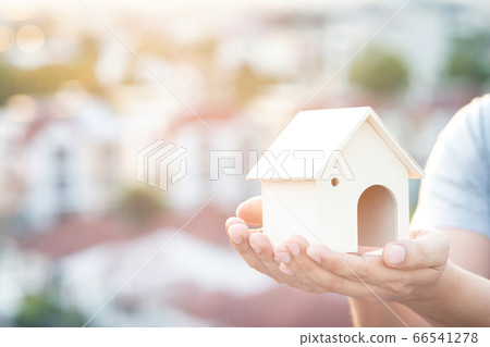 Banks release low-interest home loans 66541278