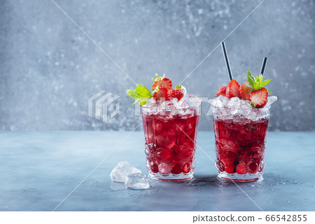 Red cocktail with ice and mint Red cocktail with ice and mint 66542855