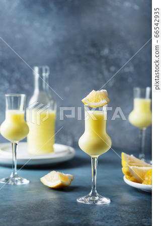 Italian liquor with lemons and cream Italian liquor with lemons and cream 66542935